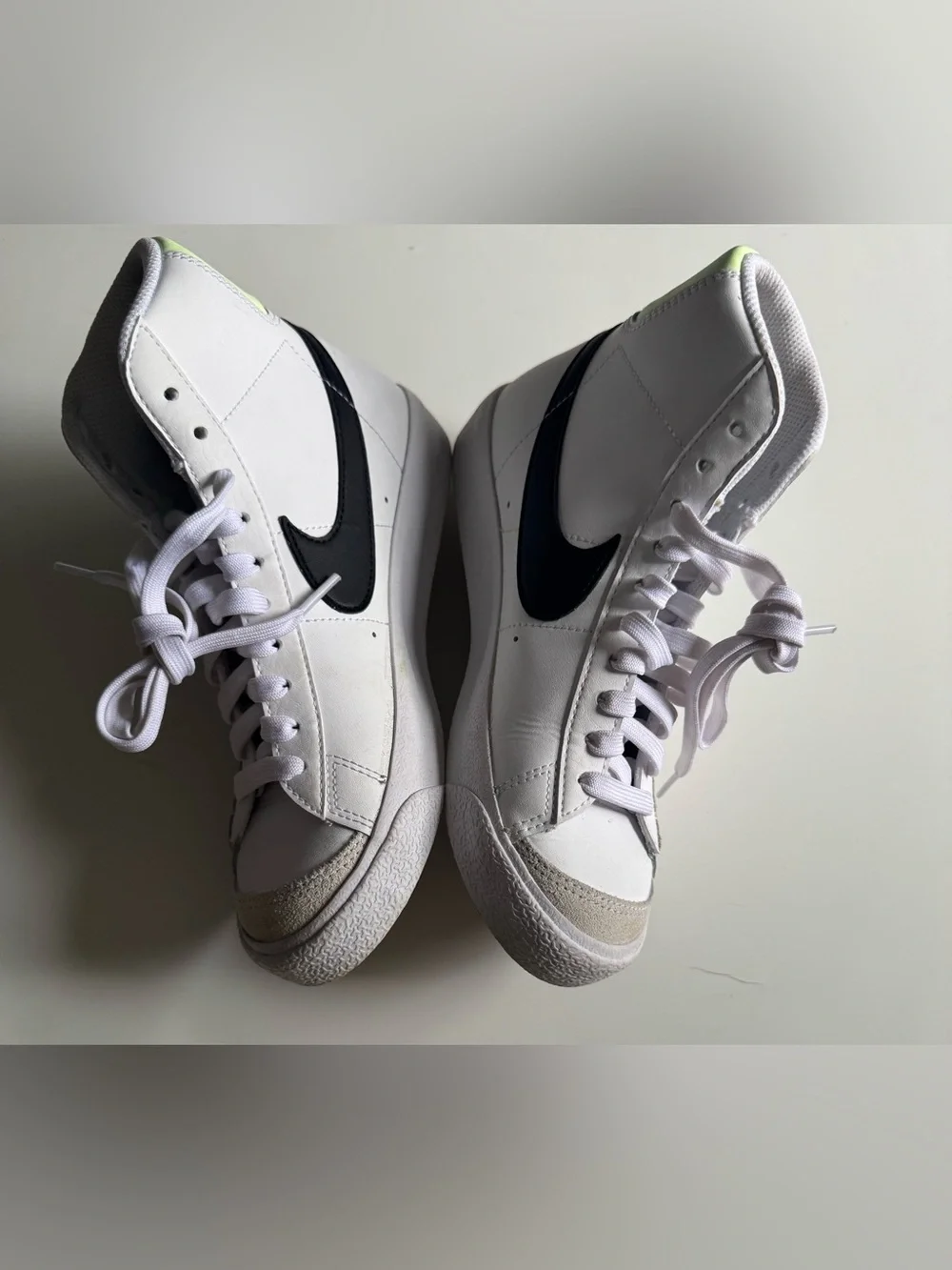 Nike Blazer Mid '77 Vintage White Black Neon Green